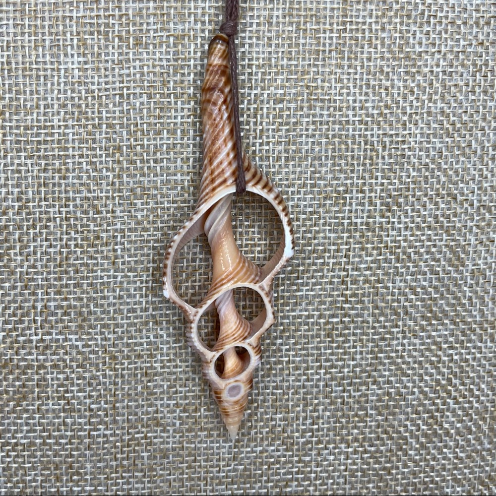 Shell Necklace-Handmade in Hawai’i.